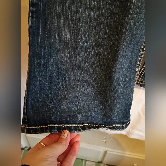 Maurices Blue Boot Cut Jeans Size 20 Regular for Women. Cute Pocket Detail. - Picture 12 of 12